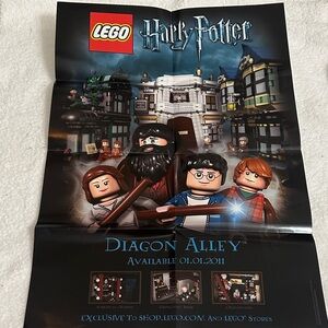 Poster - LEGO Harry Potter Diagon Alley with Characters - Folded